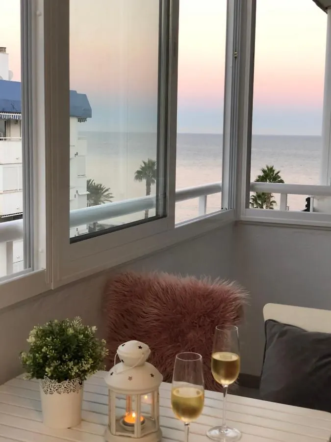 Victoria Luxury Beachfront Apartment In Benalmadena Costa