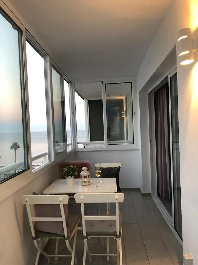 Victoria Luxury Beachfront Apartment In Benalmadena Costa